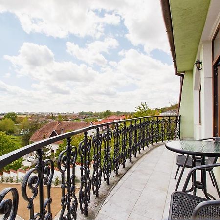 Rya Residence Oradea Exterior foto